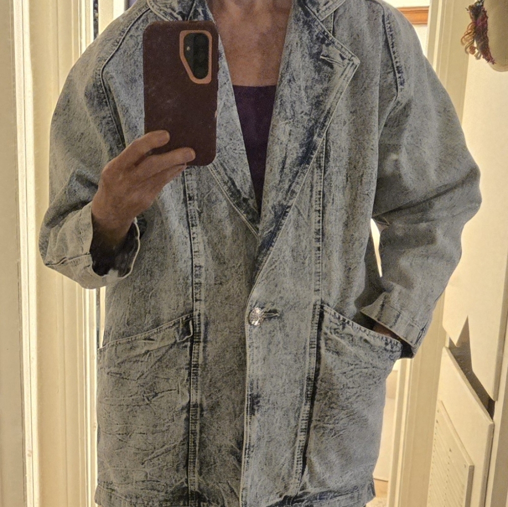 VINTAGE APACHE BY THE WEST PLUS ACID WASHED JEAN JACKET, MEDIUM - Picture 2 of 9